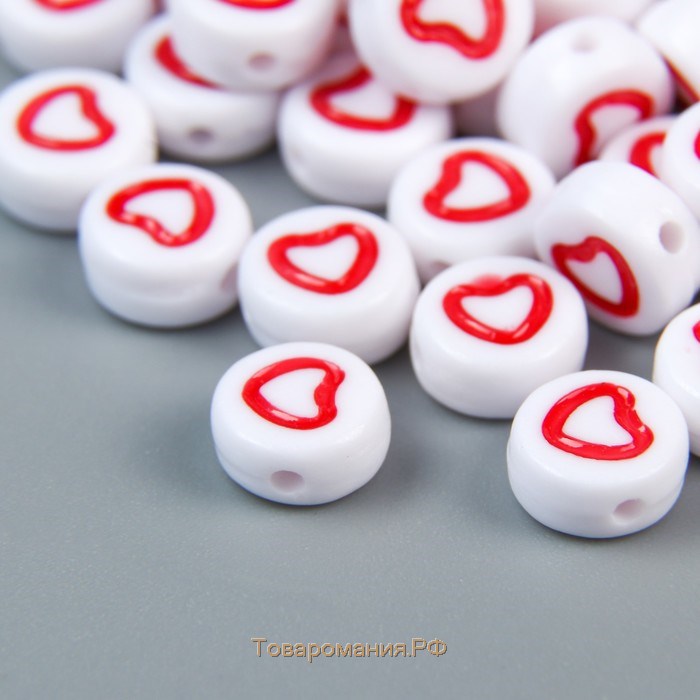 Бусины для творчества пластик "Красное сердце с белой серединкой" набор 20 гр 0,7х0,7х0,4 см  464563